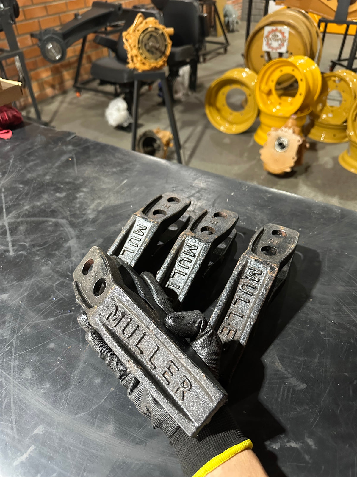 219000309 - DENTE CENTRAL / LATERAL RANDON / MULLER ORIGINAL