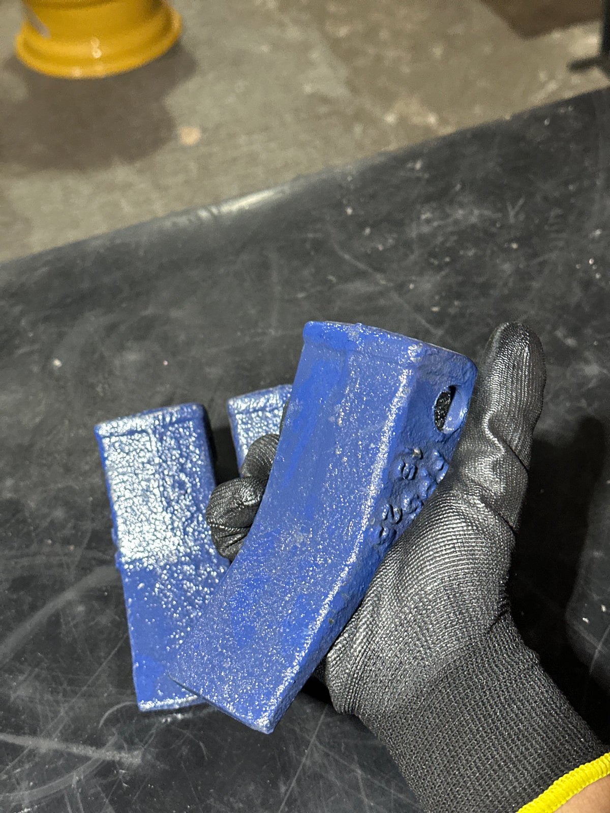 D39093 - CAPA DE DENTE 580L 580M